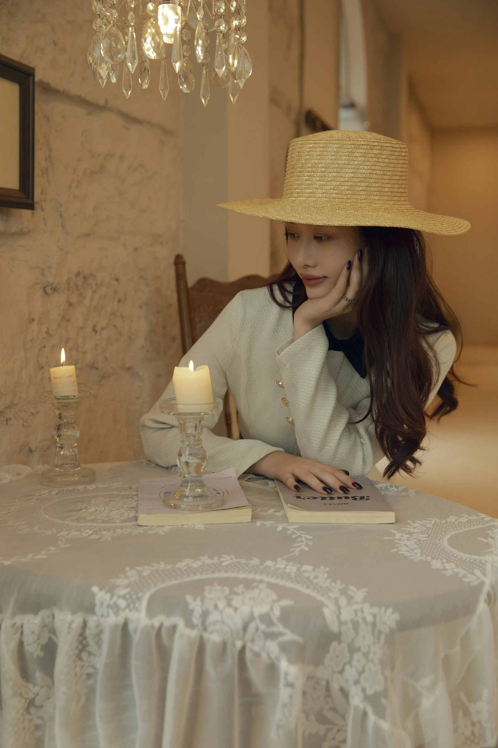 [YITUYU]艺图语-2024.10.18-Jours-en-France-Chenaling_CL-[27P-482MB]-14.webp